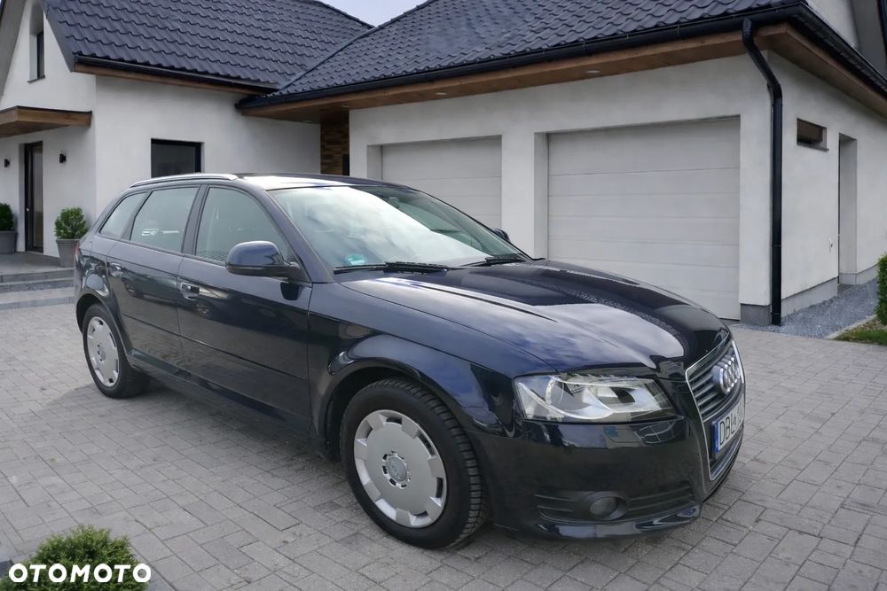 Audi A3 Sportback 1.4 TFSI Attraction - 1