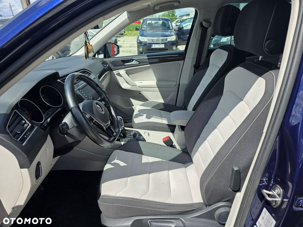Volkswagen Tiguan - 10