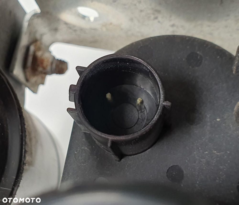 POMPA VACU VACUM ASTON MARTIN RAPIDE 4G43-2C529-BC - 4