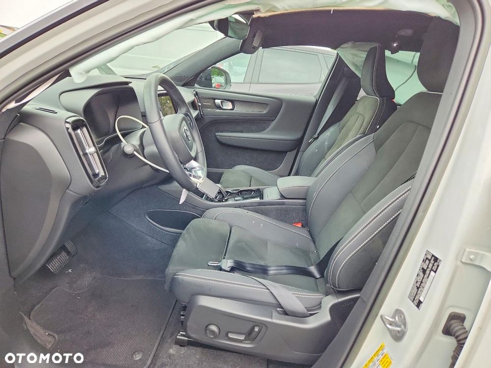 Volvo XC 40 - 8