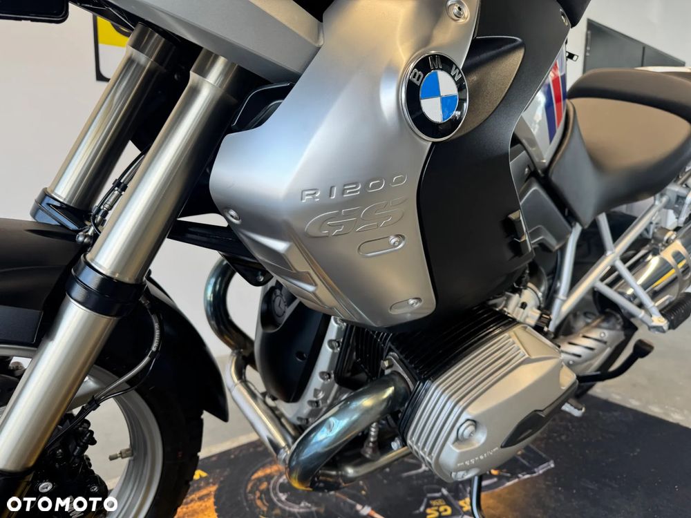 BMW R - 19