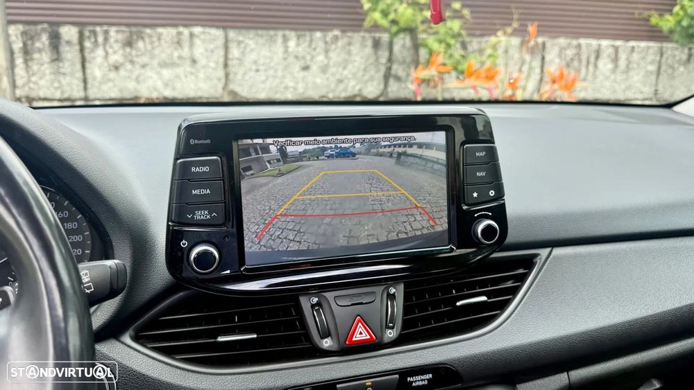 Hyundai i30 SW - 11