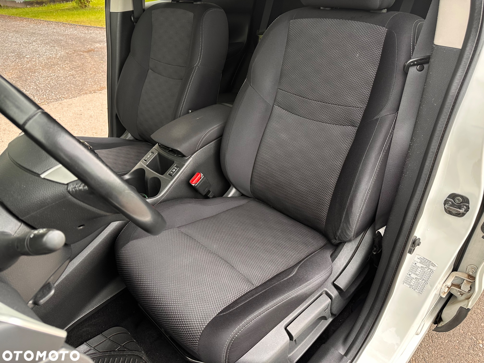 Nissan Qashqai 1.6 DIG-T N-Connecta - 15