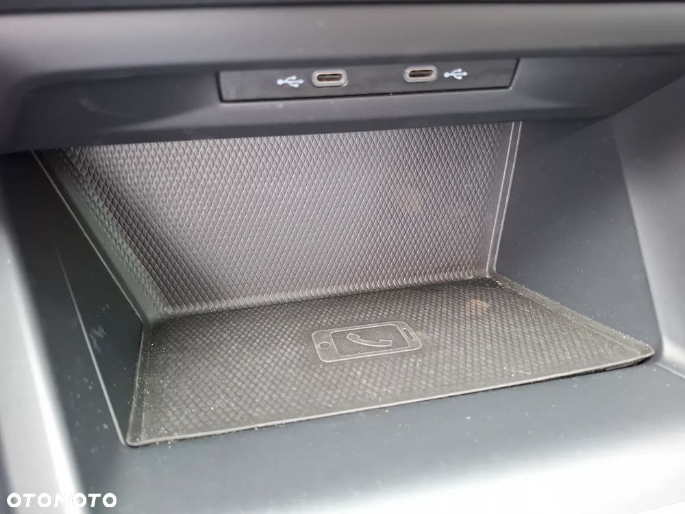 Volkswagen Golf - 21