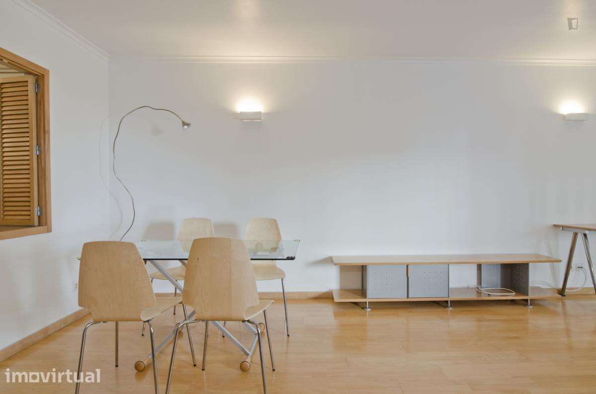 Apartamento com 1 quartos - localizado em Avenida da Liberdade Lisbon - Grande imagem: 4/21