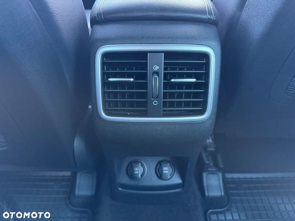 Kia Sportage 1.6 T-GDI Business Line 4WD DCT - 24