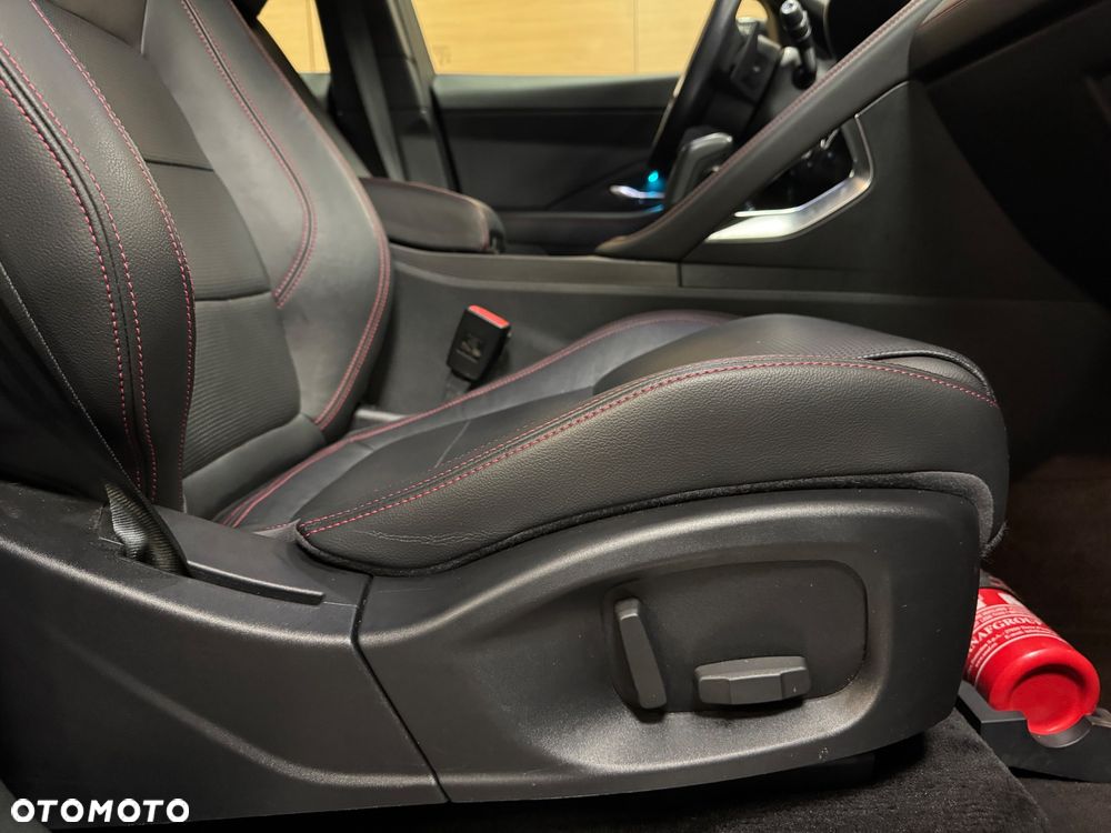 Jaguar E-Pace 2.0 i4P AWD R-Dynamic - 14