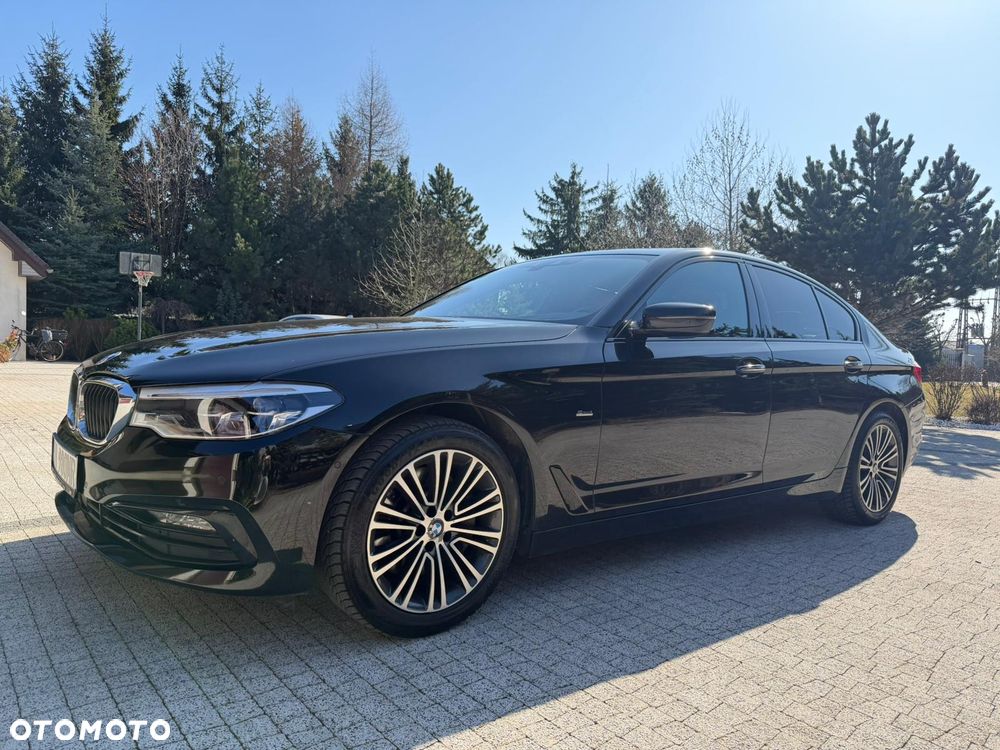 BMW Seria 5 530i xDrive Sport Line - 10