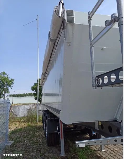 Schmitz Cargobull 26,5m3 Extra Light 5012kg - 3