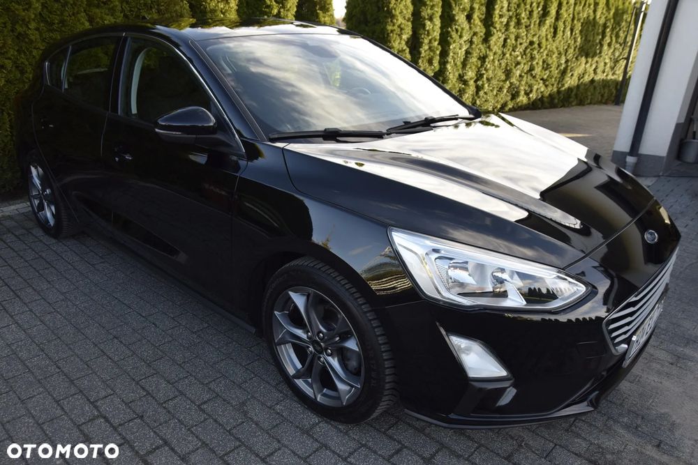 Ford Focus 1.0 EcoBoost Start-Stopp-System TITANIUM DESIGN - 12