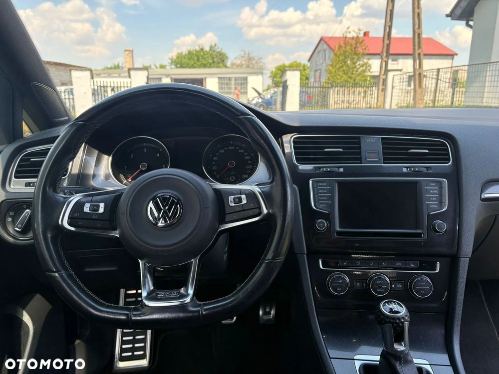 Volkswagen Golf GTD (BlueMotion Technology) - 20