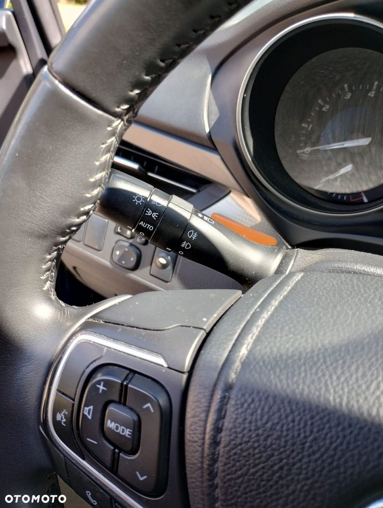 Toyota Avensis 2.0 Premium MS - 4