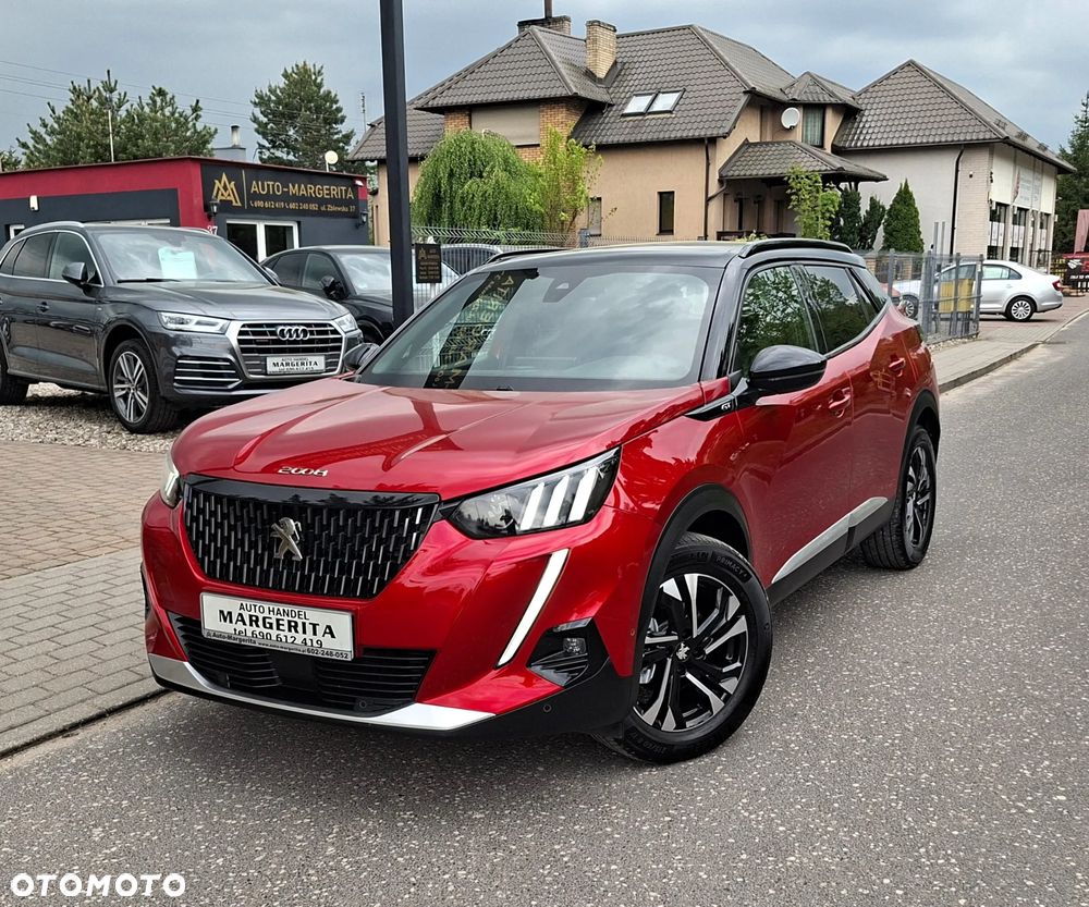 Peugeot 2008 PureTech 130 EAT8 GT