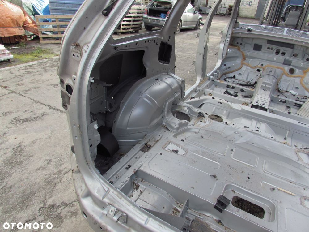 VOLVO XC90 02-14 PAS TYLNY SCIANA CWIARTKA 477 - 2
