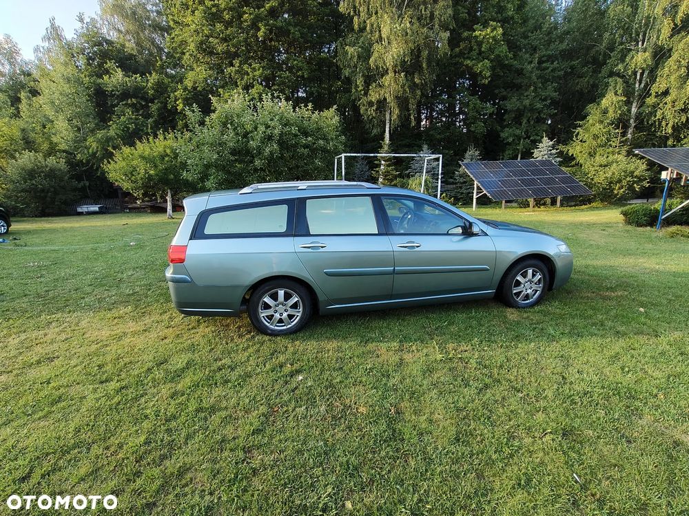 Honda Accord - 4