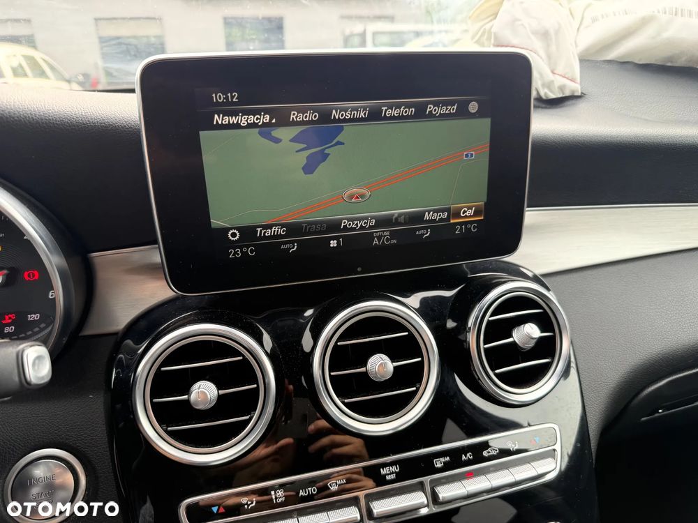 Mercedes-Benz GLC 250 d 4Matic 9G-TRONIC AMG Line - 18