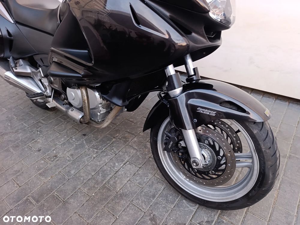 Honda NTV - 36