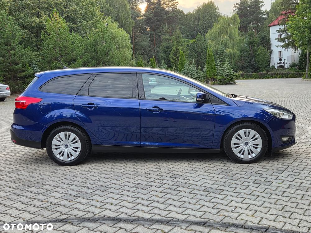 Ford Focus 1.0 EcoBoost Trend - 8