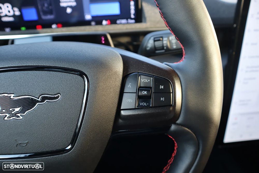 Ford Mustang Mach-E 98.7 kWh Premium - 41