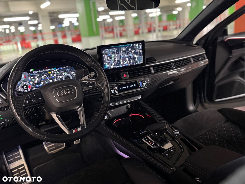 Audi A4 Avant 40 TDI quattro S tronic S line - 24