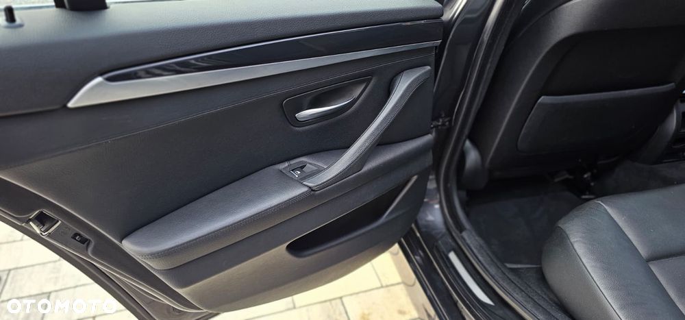 BMW Seria 5 520d Modern Line - 21
