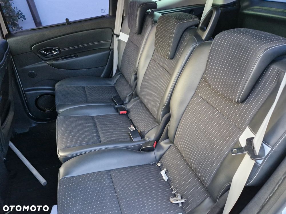Renault Scenic ENERGY dCi 130 Start & Stop Euro 6 Bose Edition - 9