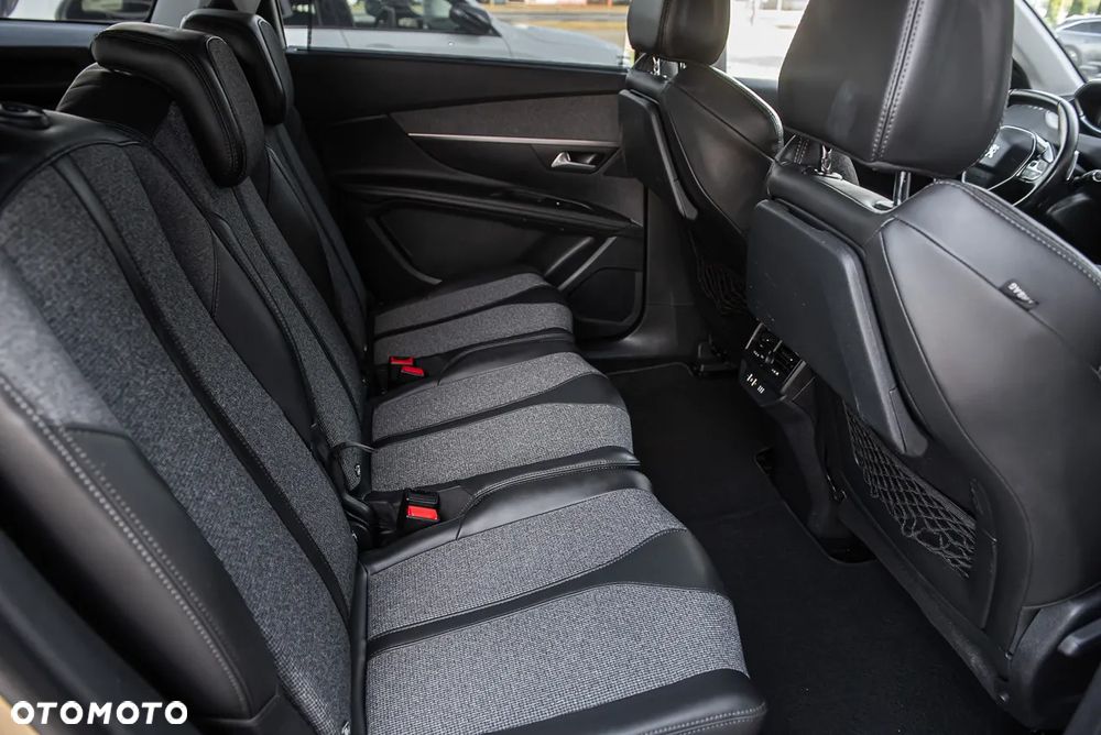 Peugeot 5008 1.6 THP Allure S&S EAT6 - 35