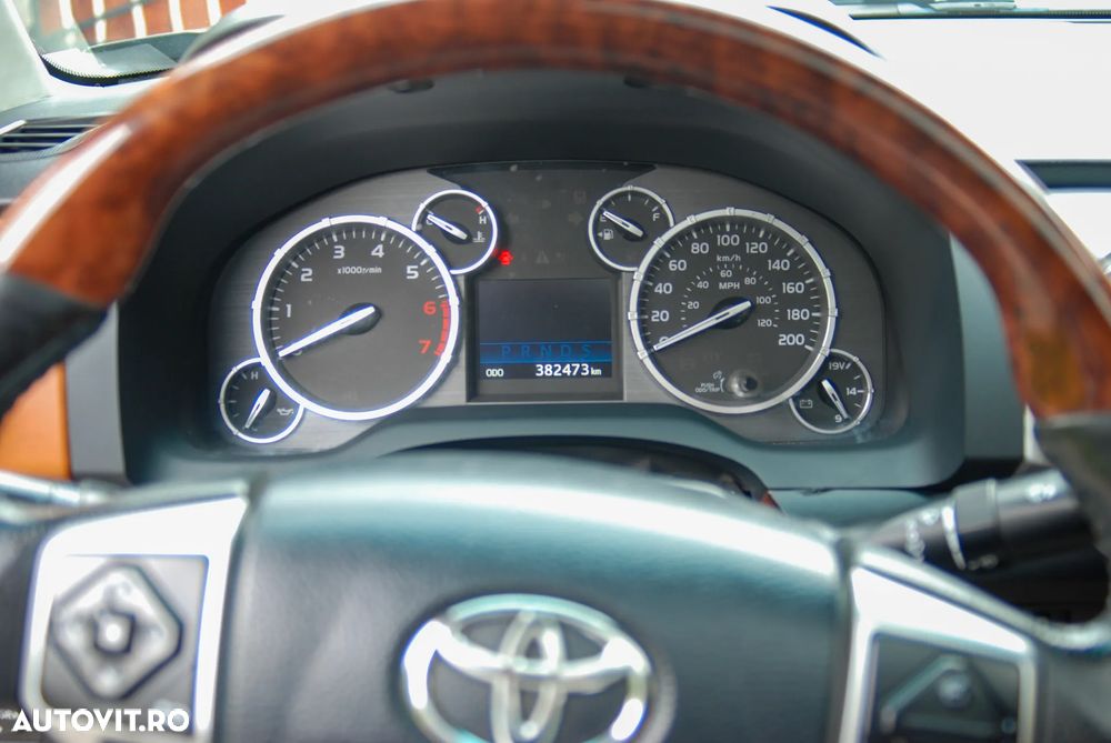 Toyota Tundra - 7