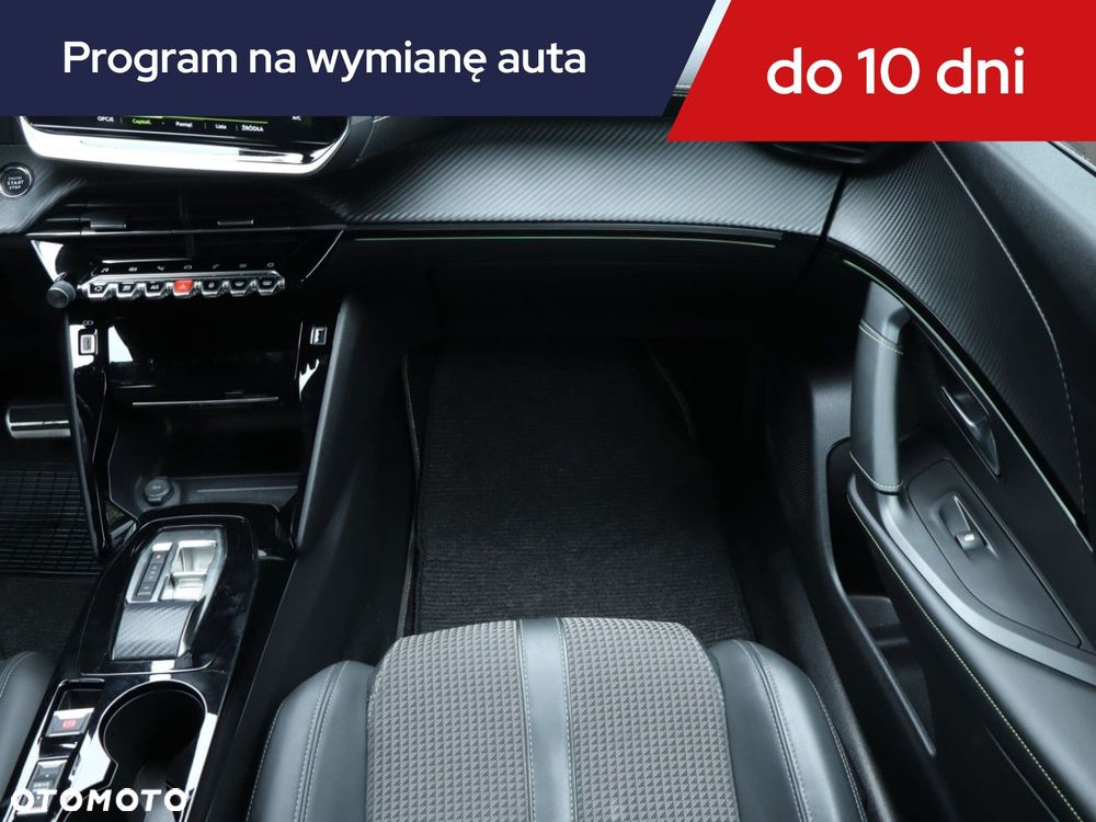 Peugeot 2008 - 10
