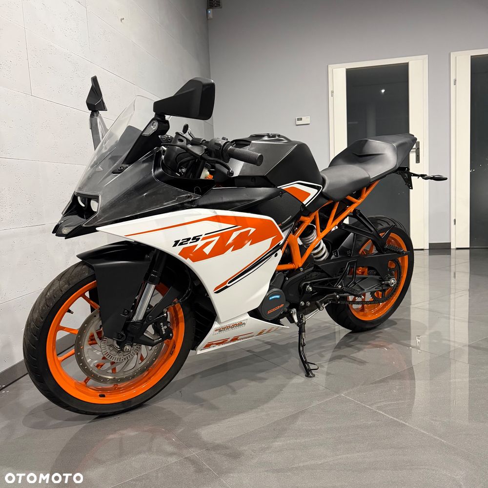 KTM RC 125 - 9