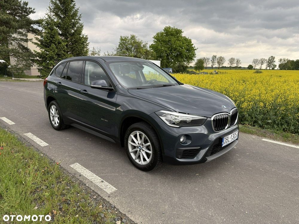 BMW X1 xDrive20i Advantage - 25