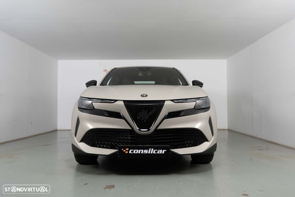 Alfa Romeo Junior 54 kWh Intensa - 4