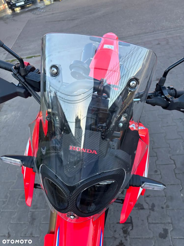 Honda CRF - 9