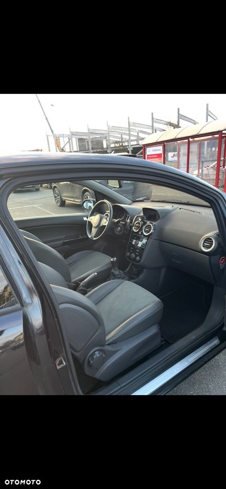 Opel Corsa 1.3 CDTI Enjoy - 4