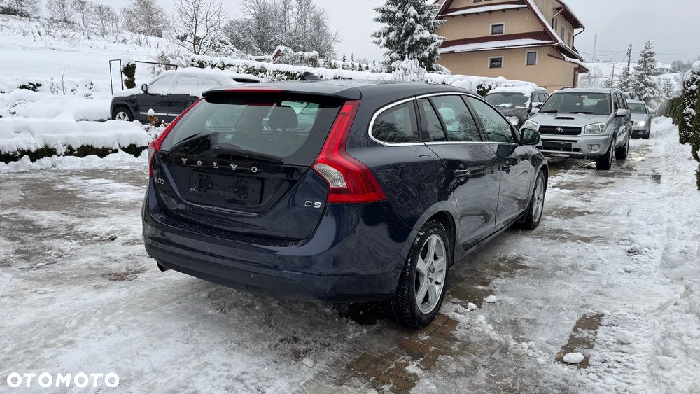 Volvo V60 D4 Momentum - 5