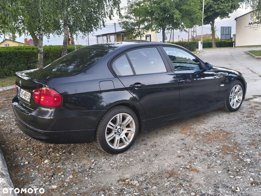 BMW Seria 3 316i - 12