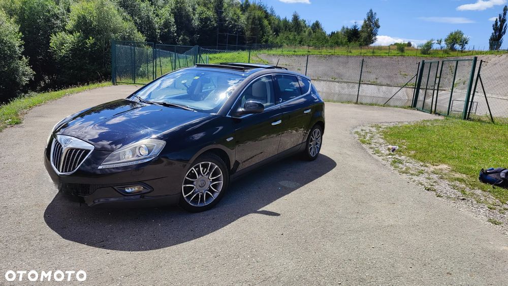 Lancia Delta 1.9 MJ TB Platino - 4