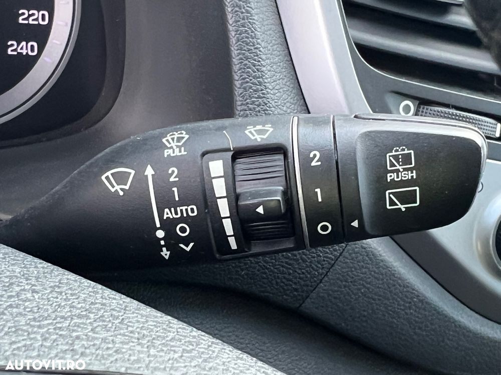 Hyundai Tucson blue 1.7 CRDi 2WD DCT Style - 12