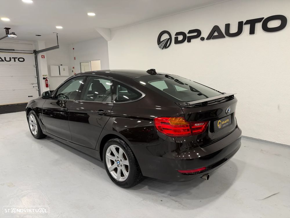 BMW 318 2015 photo 5