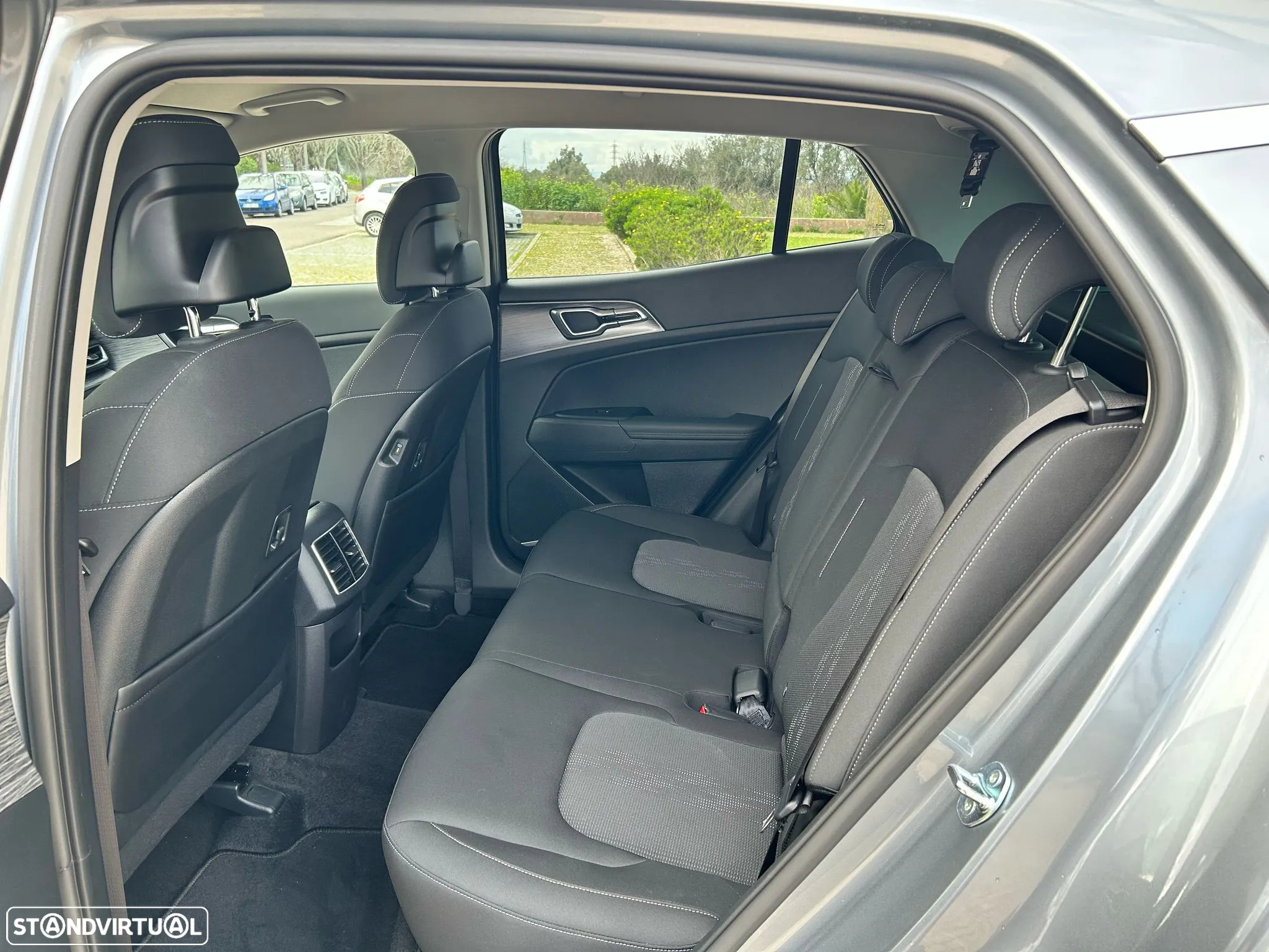 Kia Sportage 1.6 T-GDI Drive - 10