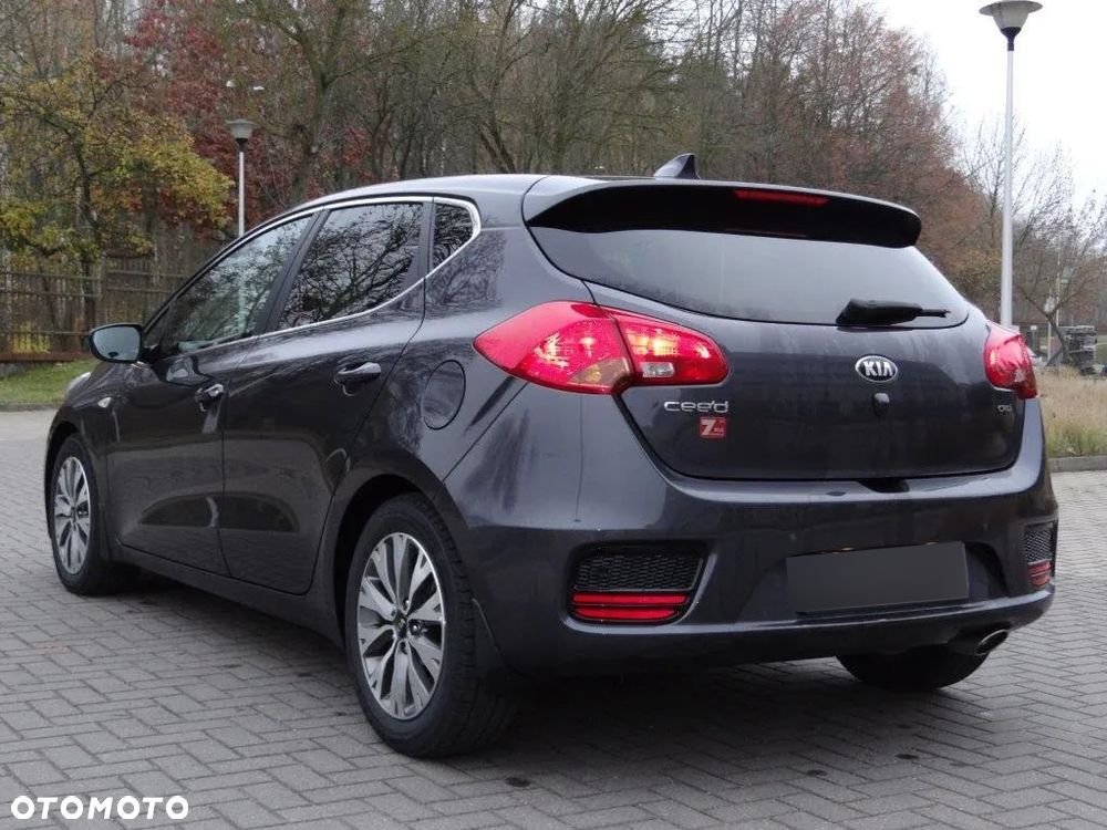 Kia Ceed 1.6 CRDi L Business Line DCT - 3