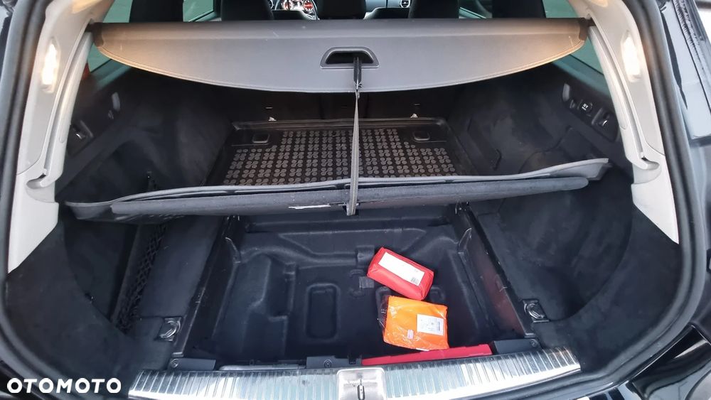 Mercedes-Benz Klasa E 220 d Avantgarde - 10