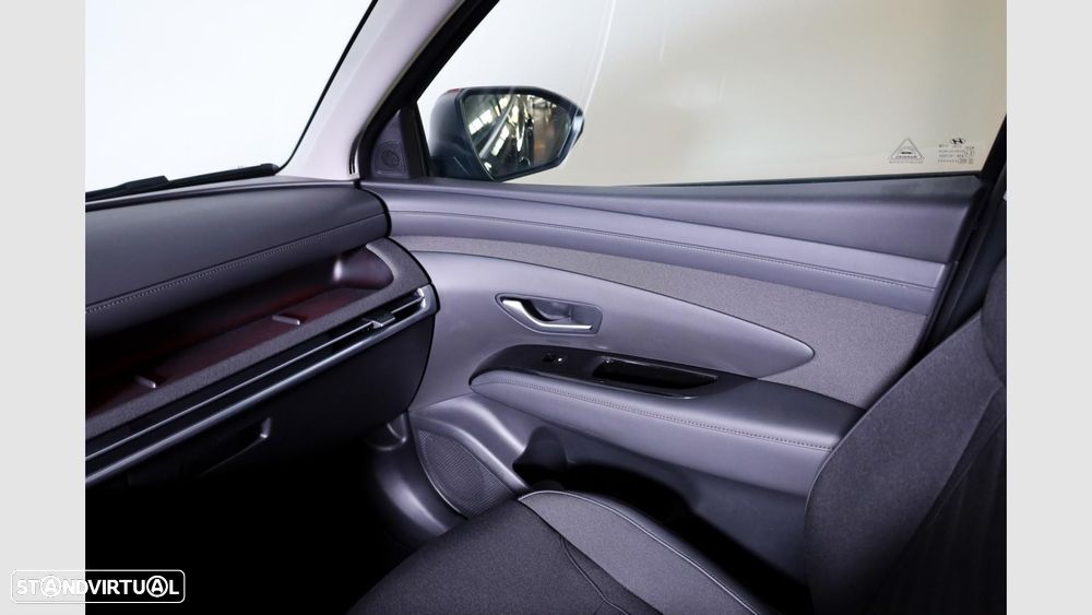 Hyundai Tucson 1.6 T-GDI PHEV e-Vanguard - 17
