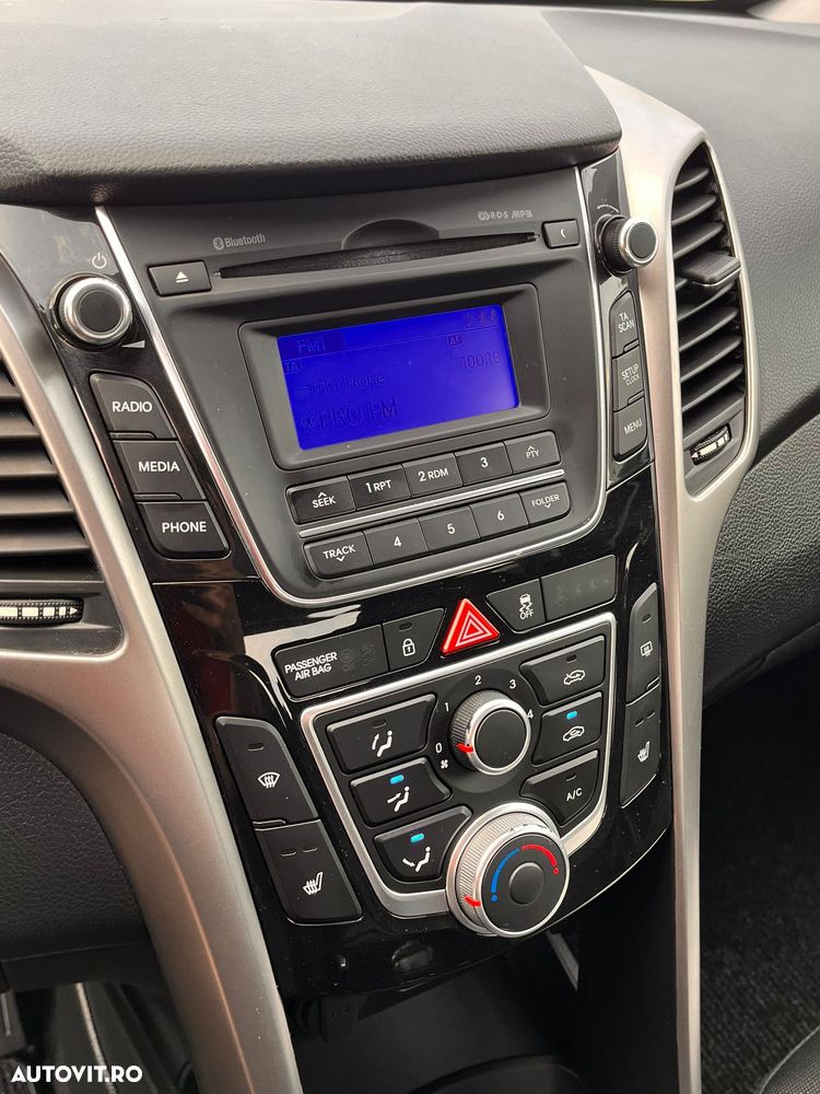 Hyundai i30 1.6 CRDI Highway Heat+ - 6