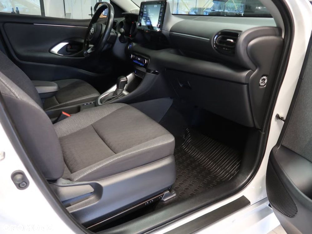 Toyota Yaris Hybrid 1.5 Active - 29