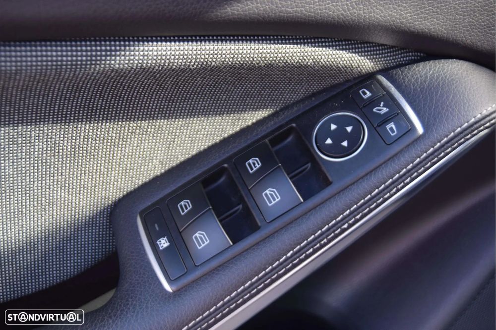 Mercedes-Benz A 180 d AMG Line - 17