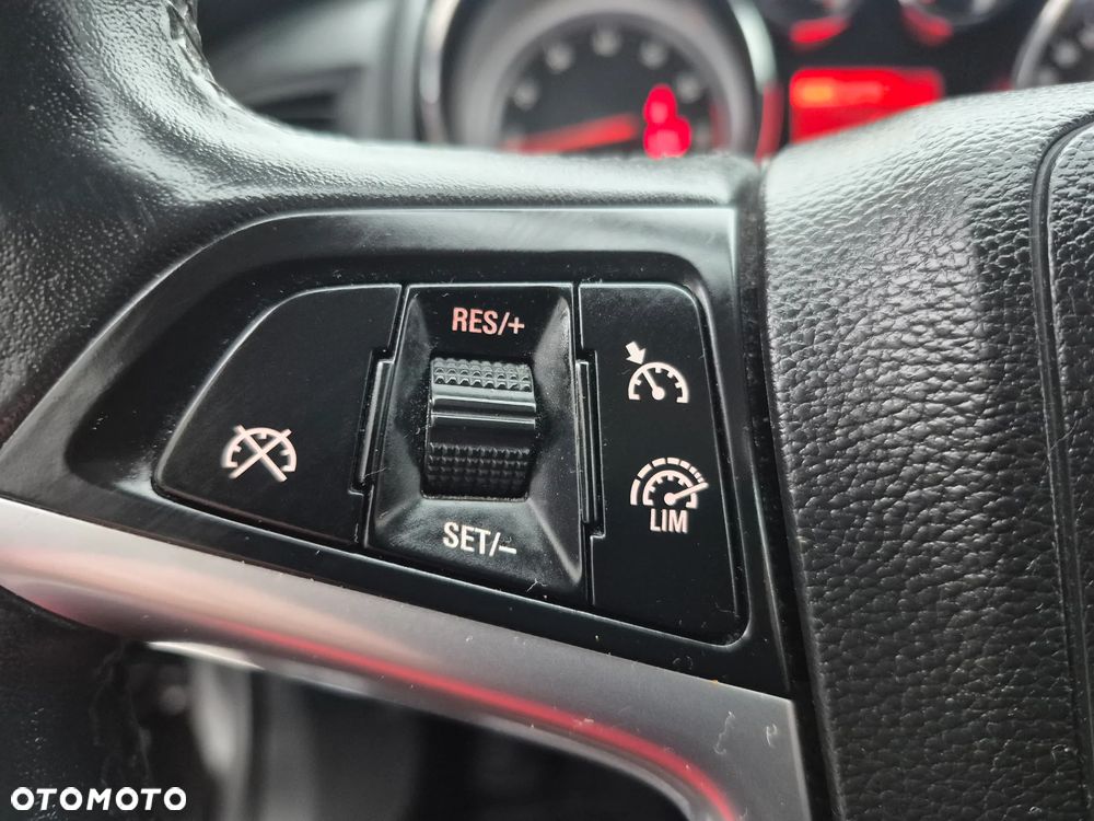 Opel Astra 1.6 Active - 19