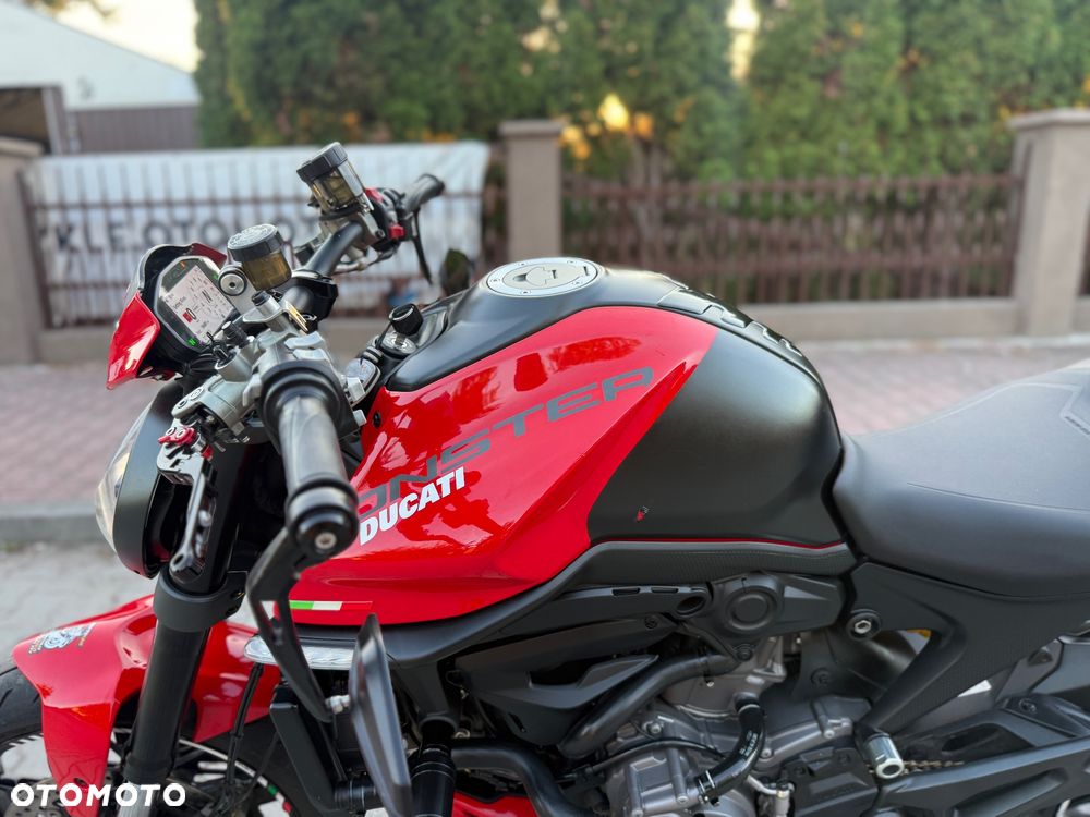 Ducati Monster - 19