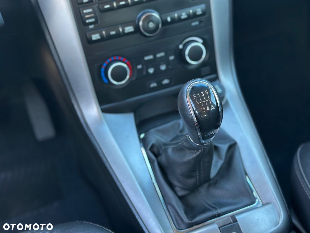 Chevrolet Captiva - 14