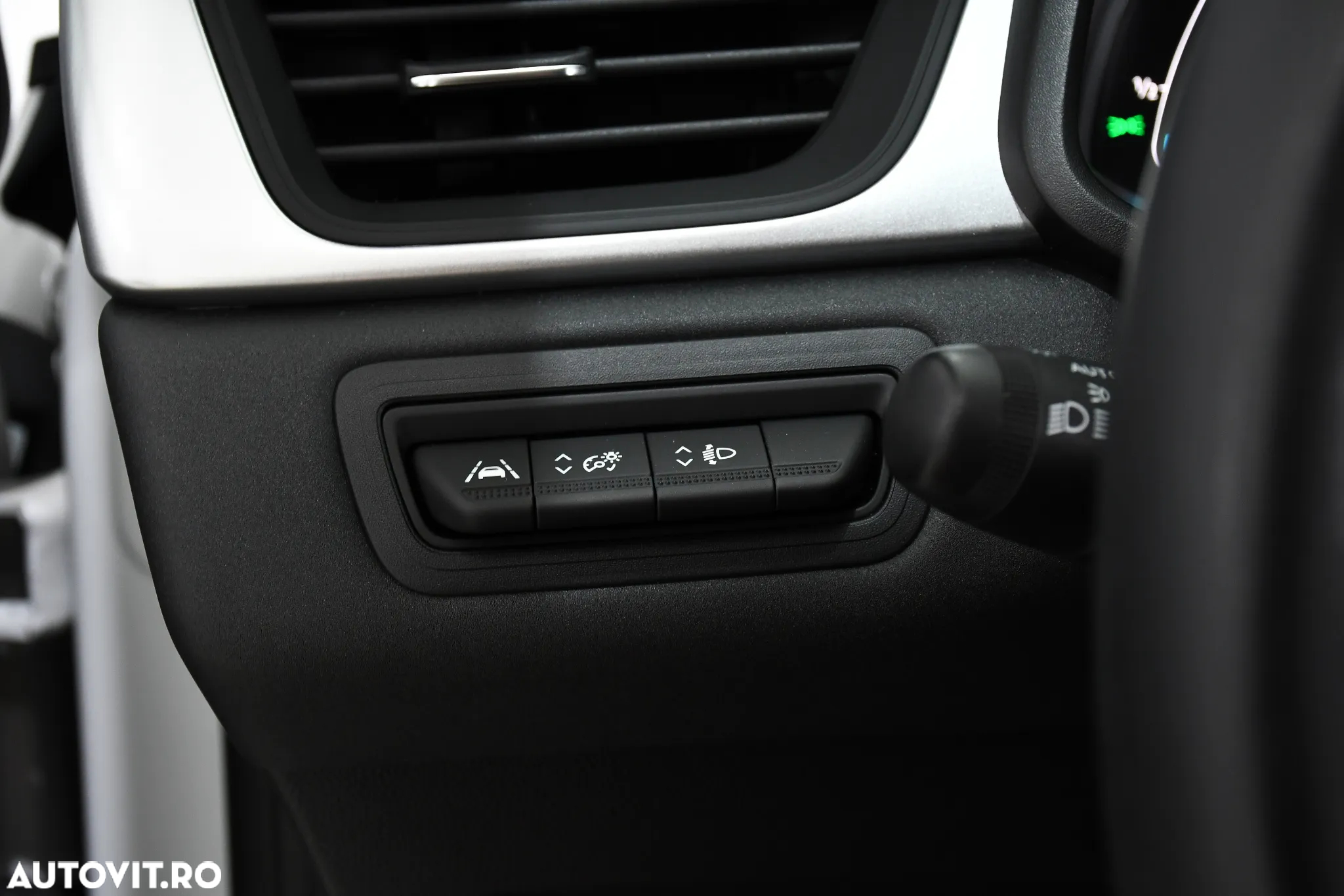 Renault Captur E-TECH Full Hybrid 145 EVOLUTION - 36